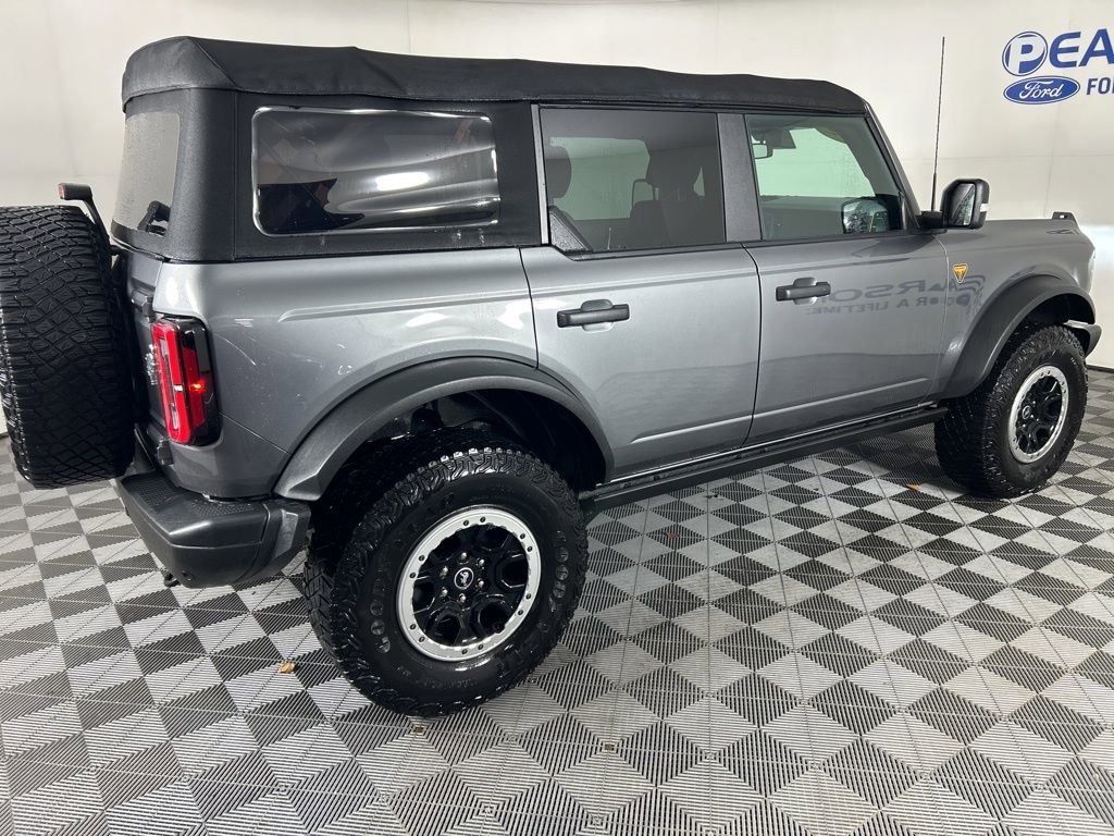 Used 2022 Ford Bronco Badlands image 5