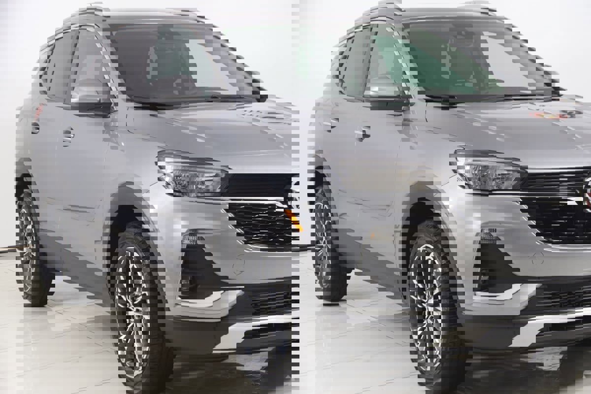 Used 2023 Buick Encore GX Select w/ Safety Package II image 38