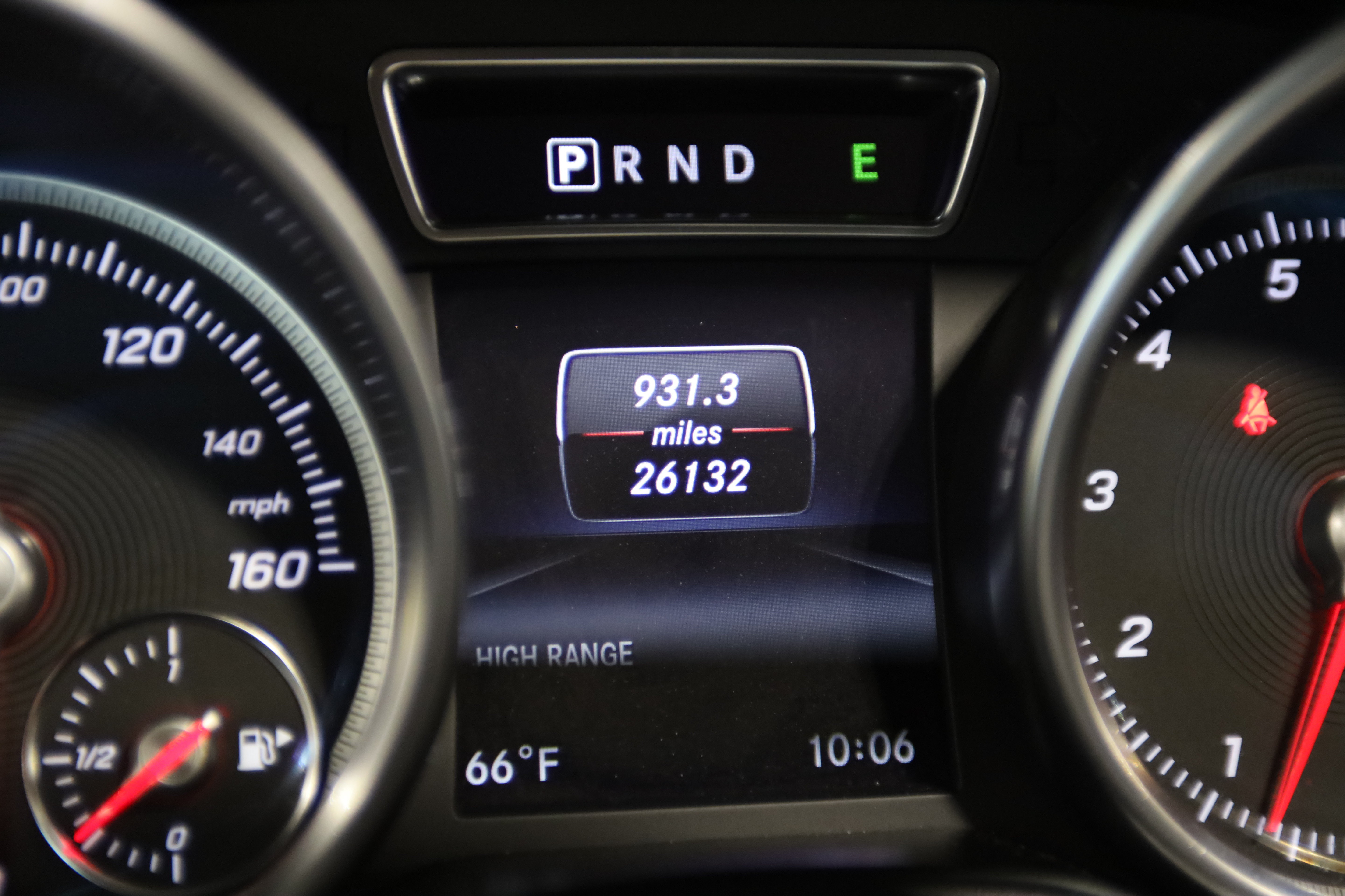 Used 2018 Mercedes-Benz G 550 Squared image 23
