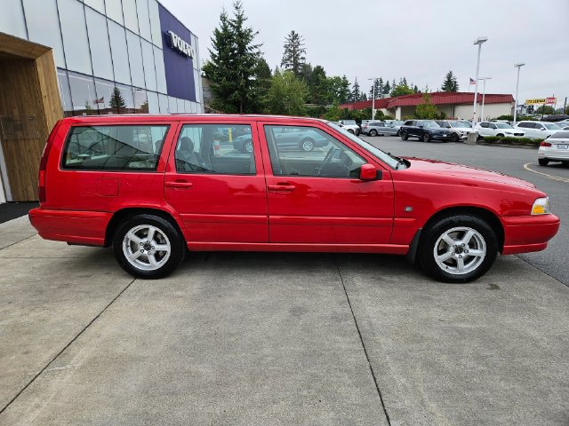 Used 1999 Volvo V70 AWD image 4