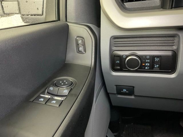 New 2026 Ford F550 4x4 Regular Cab Super Duty image 18