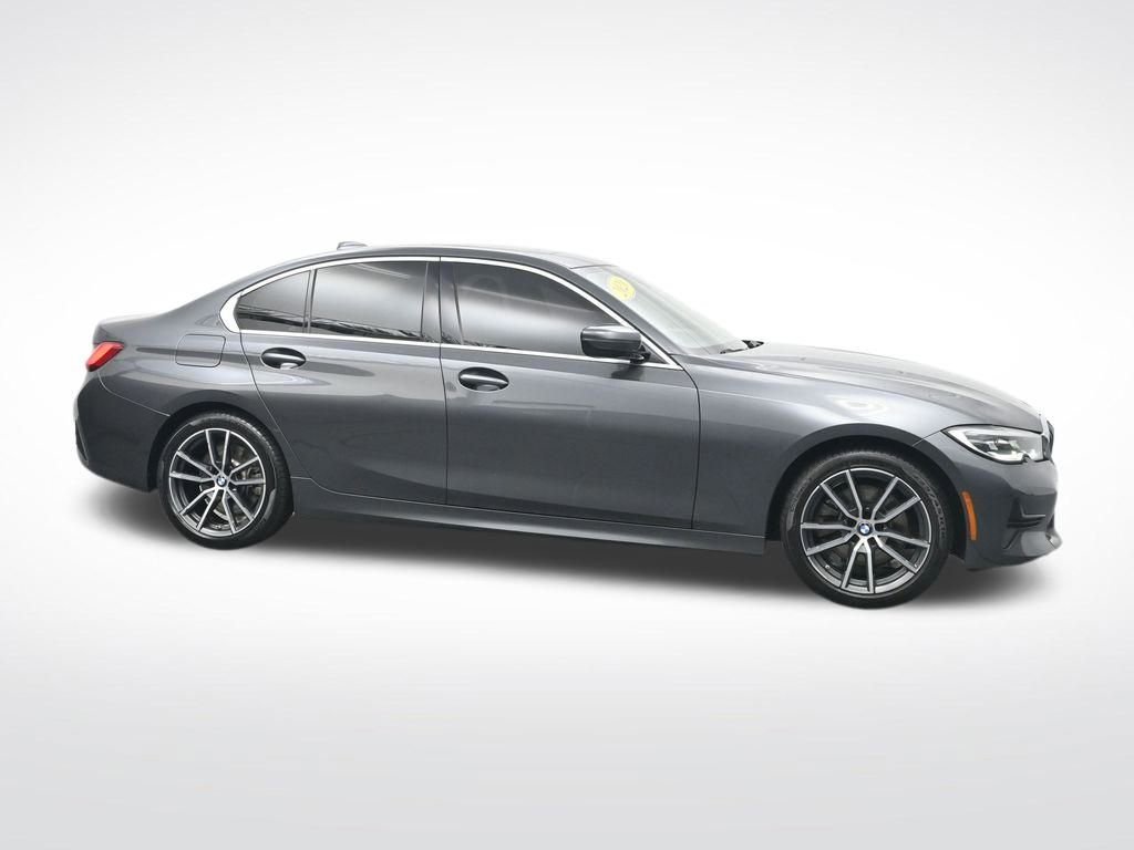 Used 2020 BMW 330i Sedan w/ Premium Package image 4