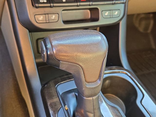 Used 2017 GMC Canyon SLT w/ Driver Alert Package image 16