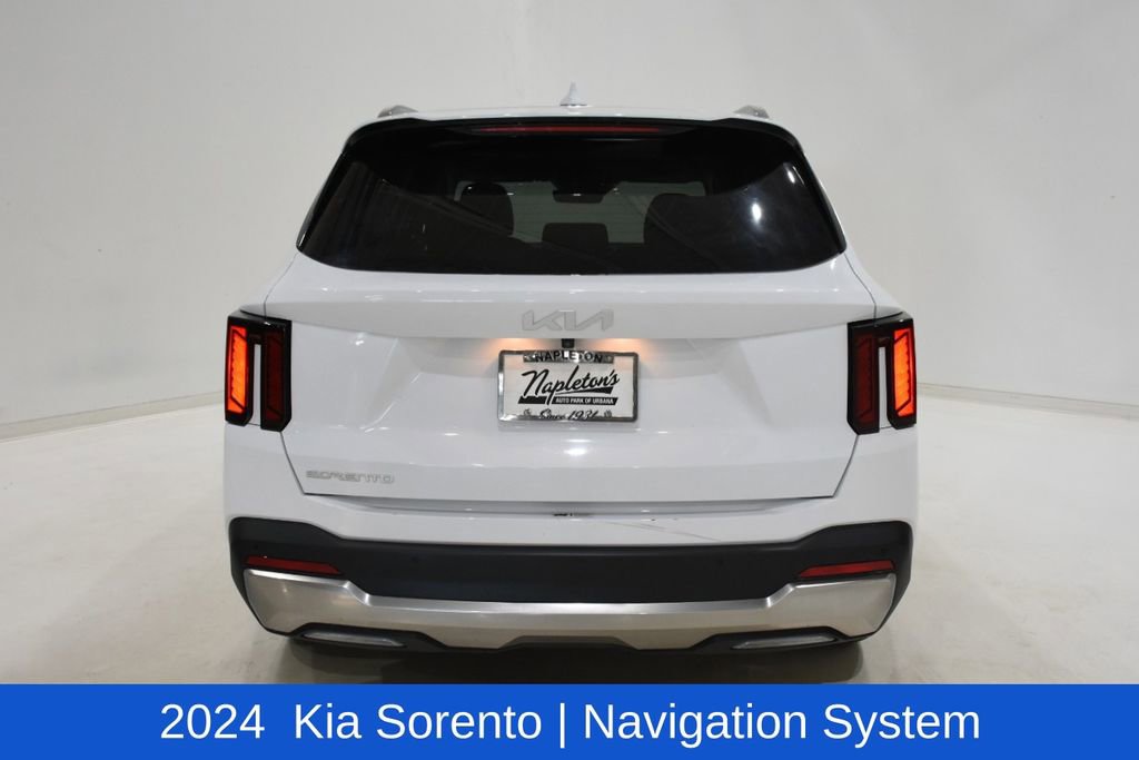 Used 2024 Kia Sorento S FWD image 5