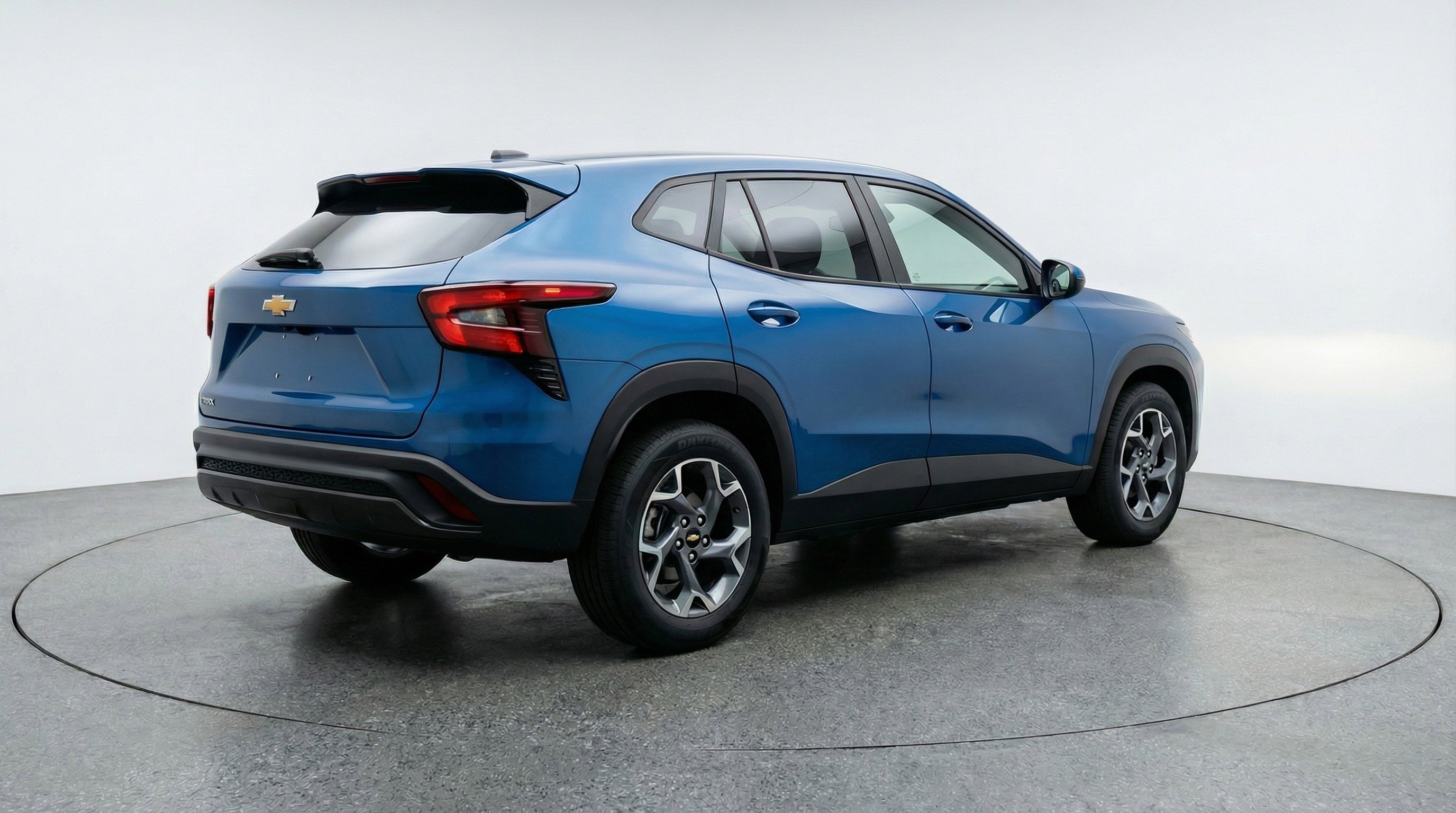 Used 2025 Chevrolet Trax LT image 6