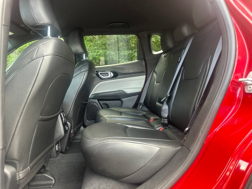 Used 2025 Jeep Compass Limited AWD/4WD image 22