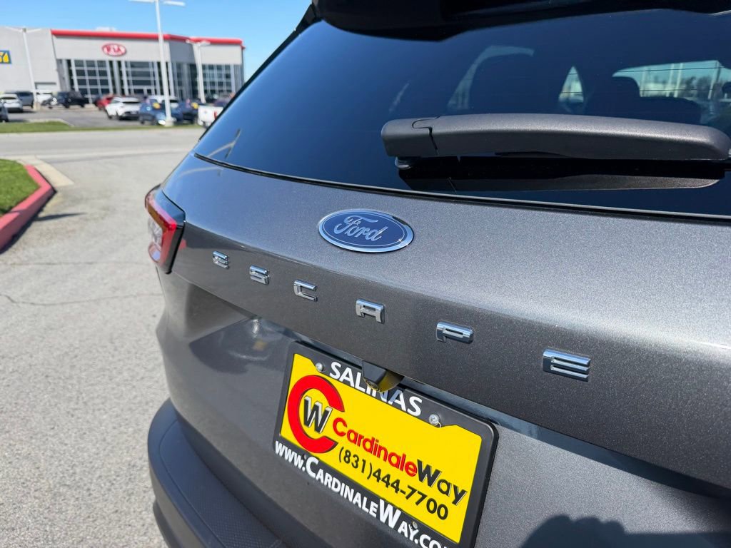 Used 2025 Ford Escape ST-Line image 12