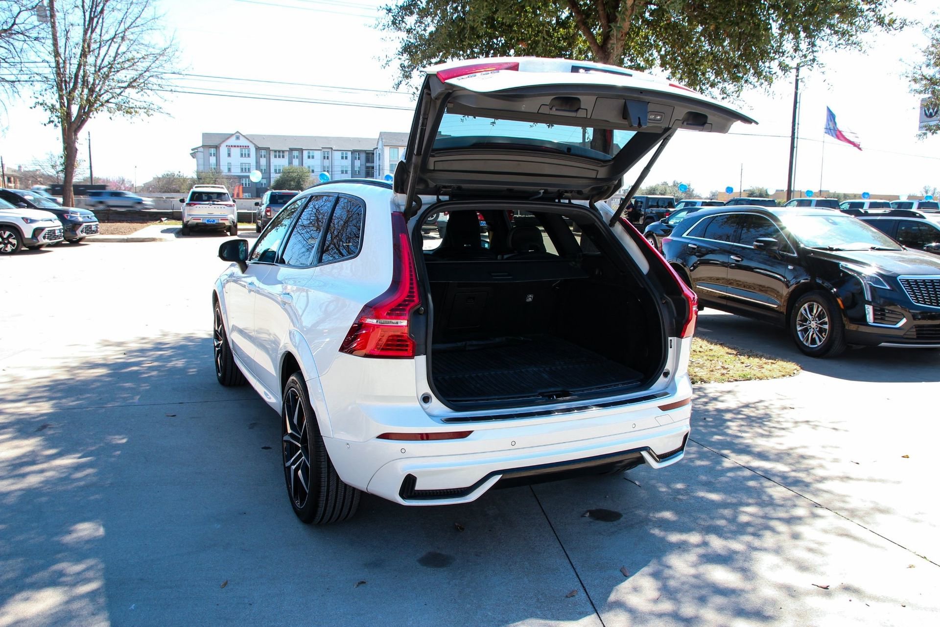 Used 2022 Volvo XC60 T8 Polestar w/ Protection Package Premier AWD/4WD image 39