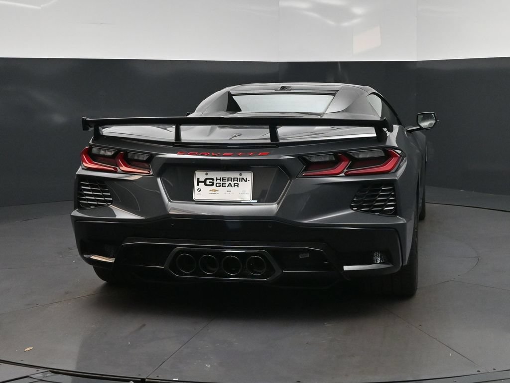 New 2027 Chevrolet Corvette Stingray Convertible w/ Z51 Performance Package RWD image 7