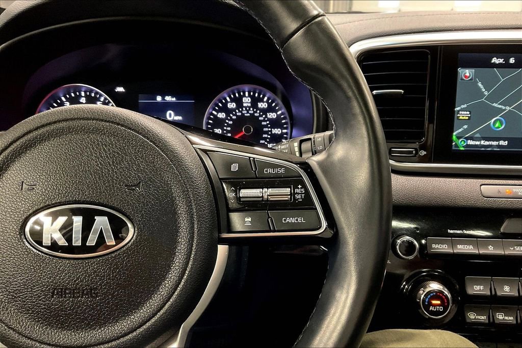 Used 2020 Kia Sportage EX w/ Option Group 15 image 12