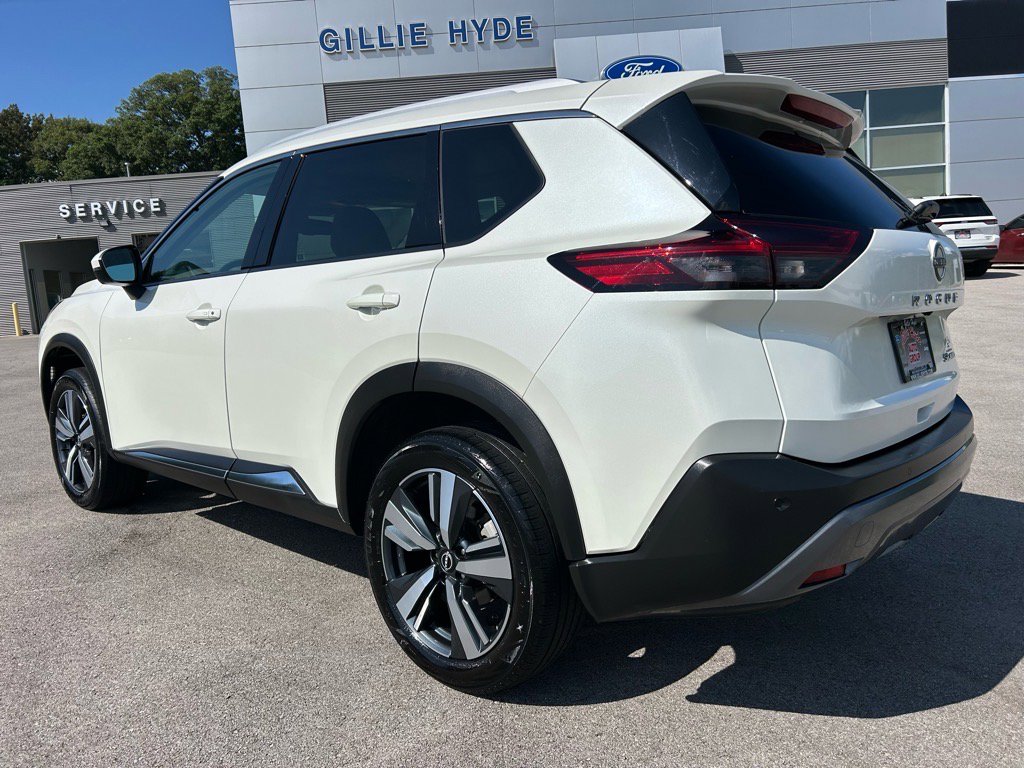 Used 2023 Nissan Rogue SL image 9