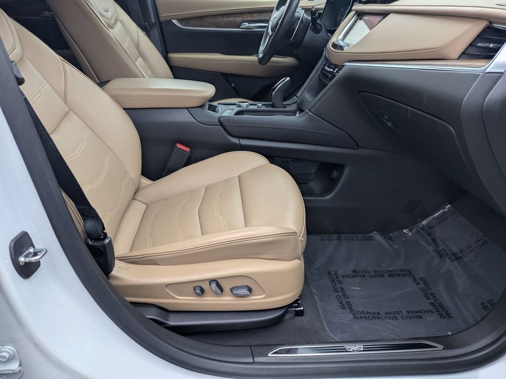 Used 2023 Cadillac XT5 Sportv w/ Platinum Package AWD/4WD image 42
