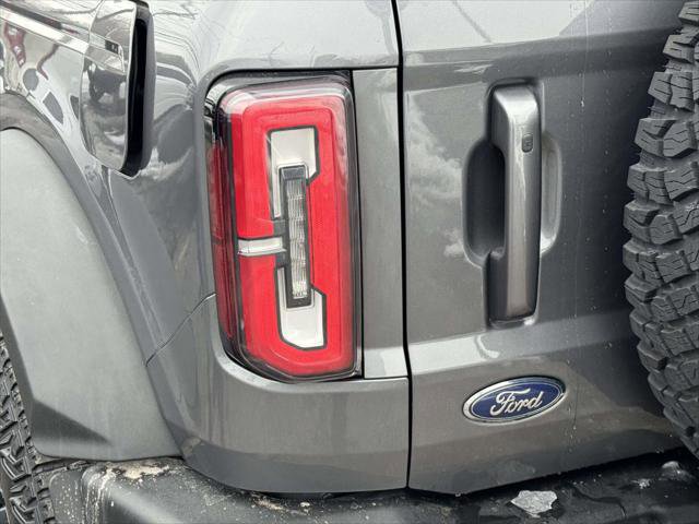 Used 2021 Ford Bronco Wildtrak image 8