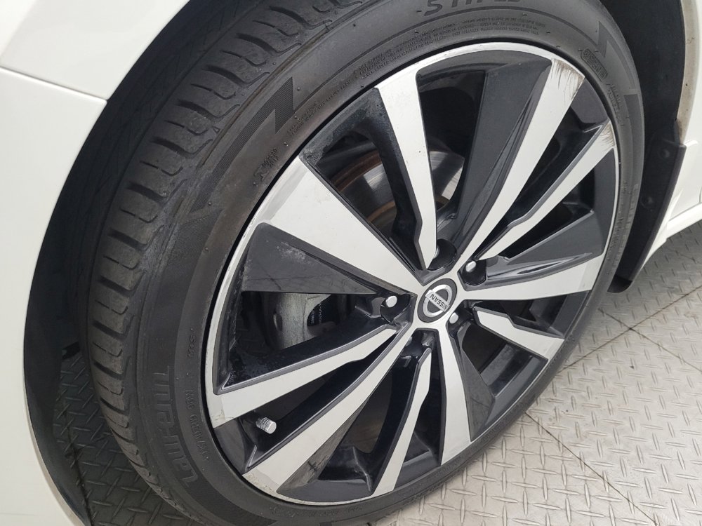 Used 2019 Nissan Altima 2.5 SR w/ SR Premium Package image 31