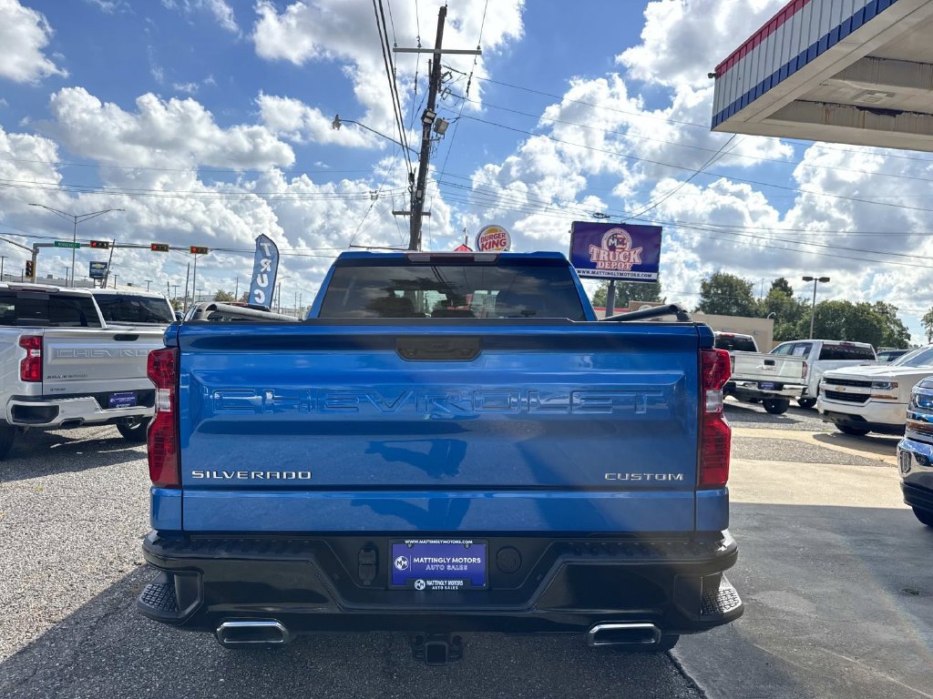 Used 2022 Chevrolet Silverado 1500 Custom Trail Boss AWD/4WD image 7