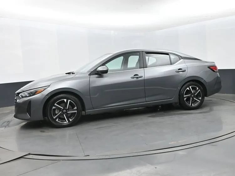 Used 2024 Nissan Sentra SV FWD image 5