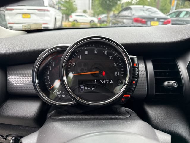 Used 2015 MINI Cooper 2-Door Hardtop FWD image 19
