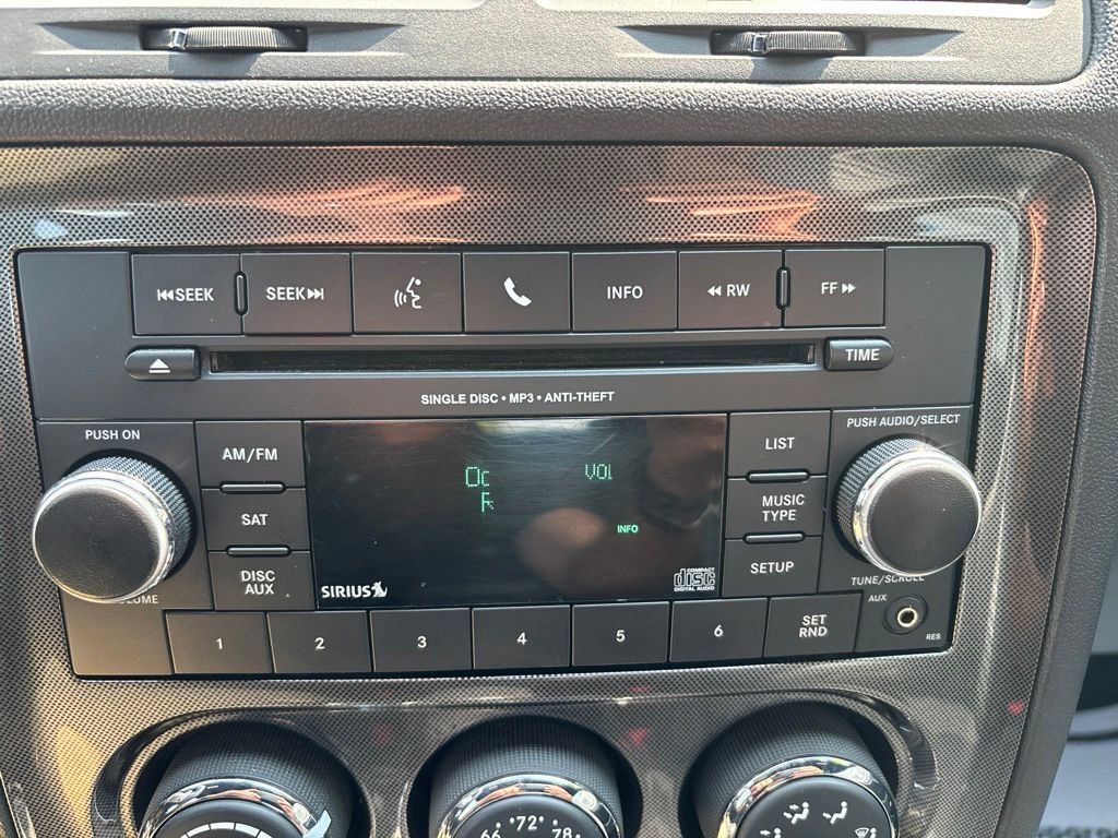 Used 2014 Dodge Challenger SXT Plus RWD image 21