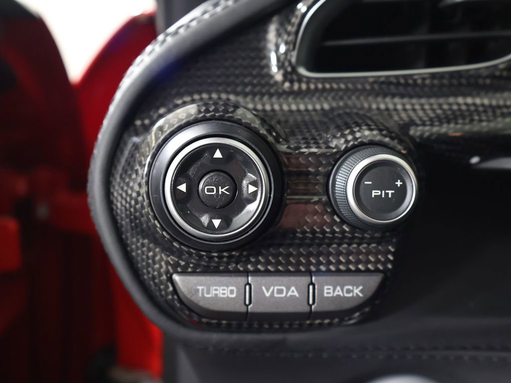 Used 2019 Ferrari 488 Spider image 40