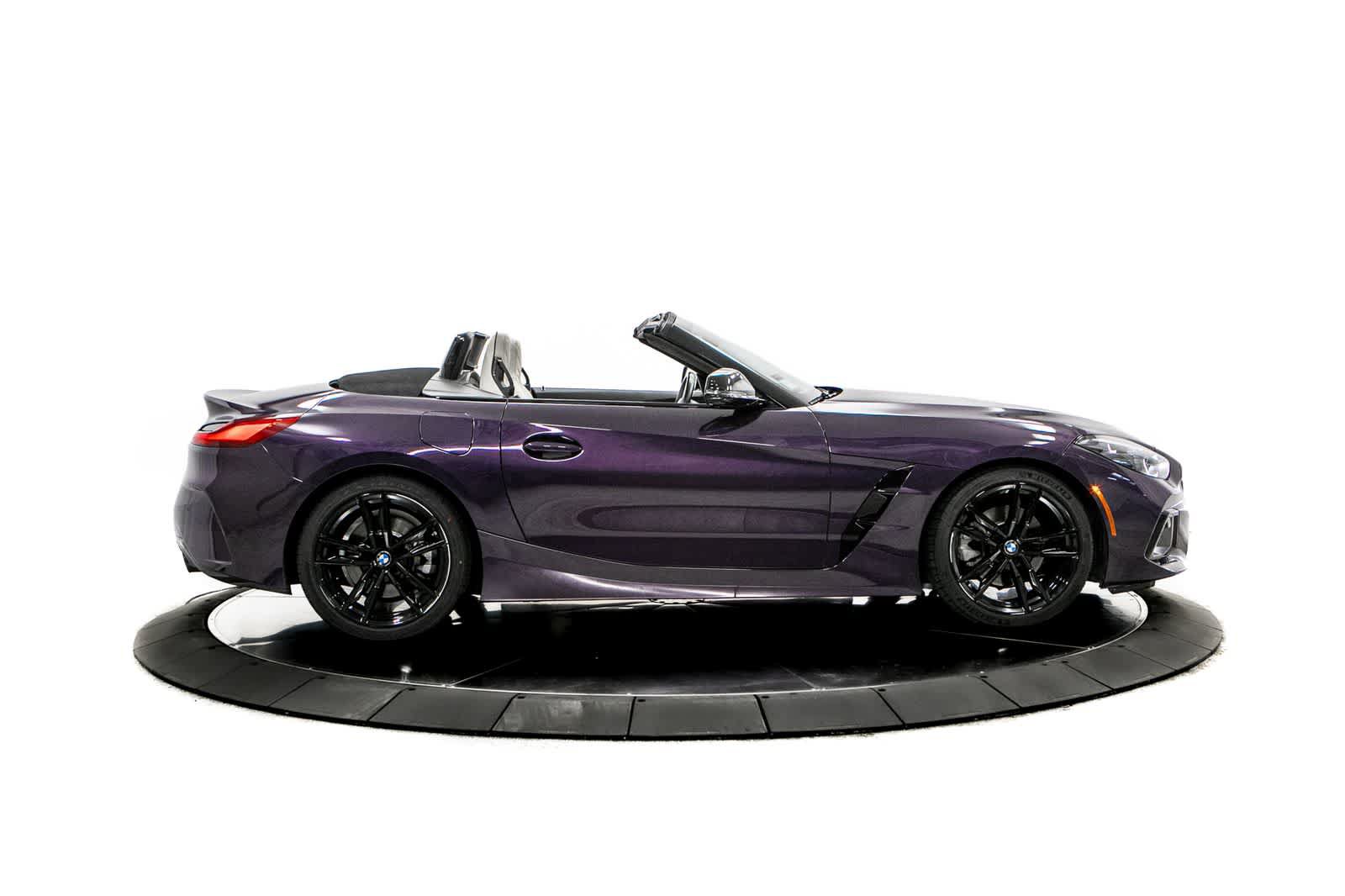 Used 2024 BMW Z4 sDrive30i w/ Premium Package RWD image 8