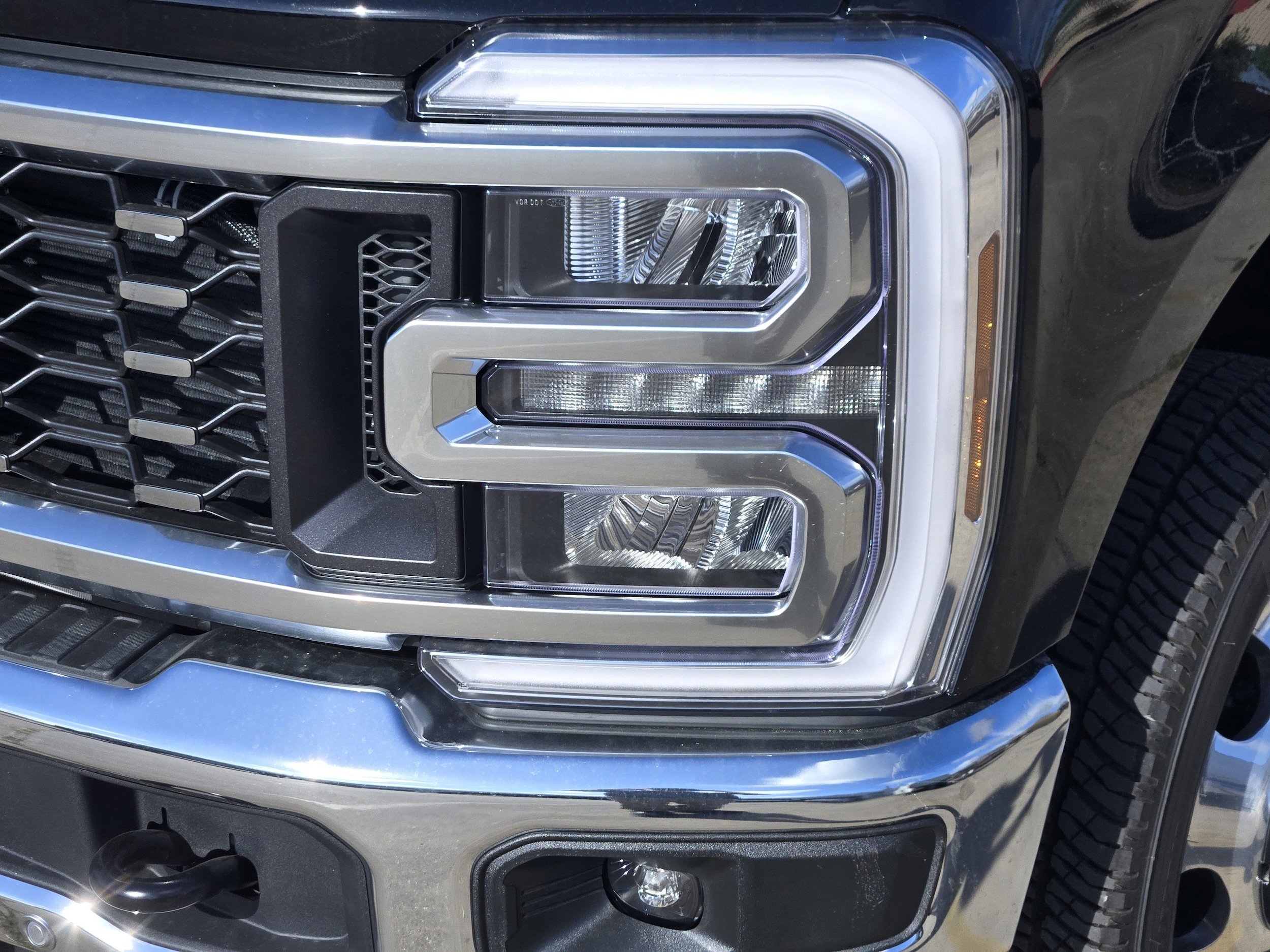 New 2026 Ford F350 King Ranch w/ Chrome Package image 13