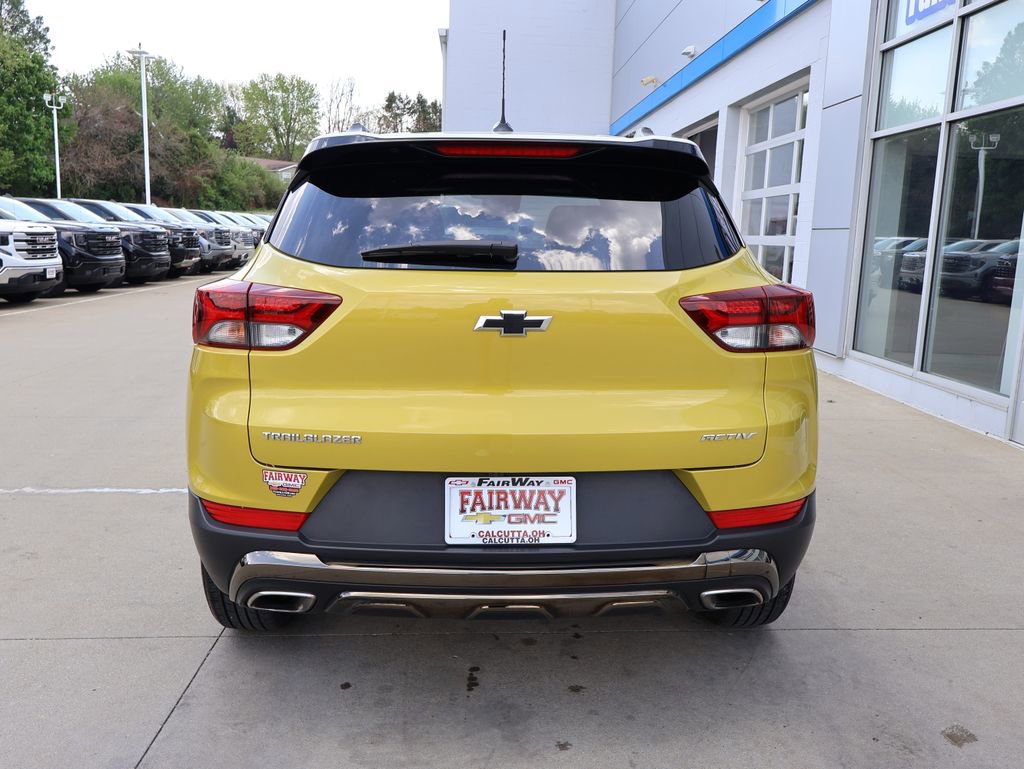 Used 2023 Chevrolet TrailBlazer ACTIV w/ Sun and Liftgate Package FWD image 9