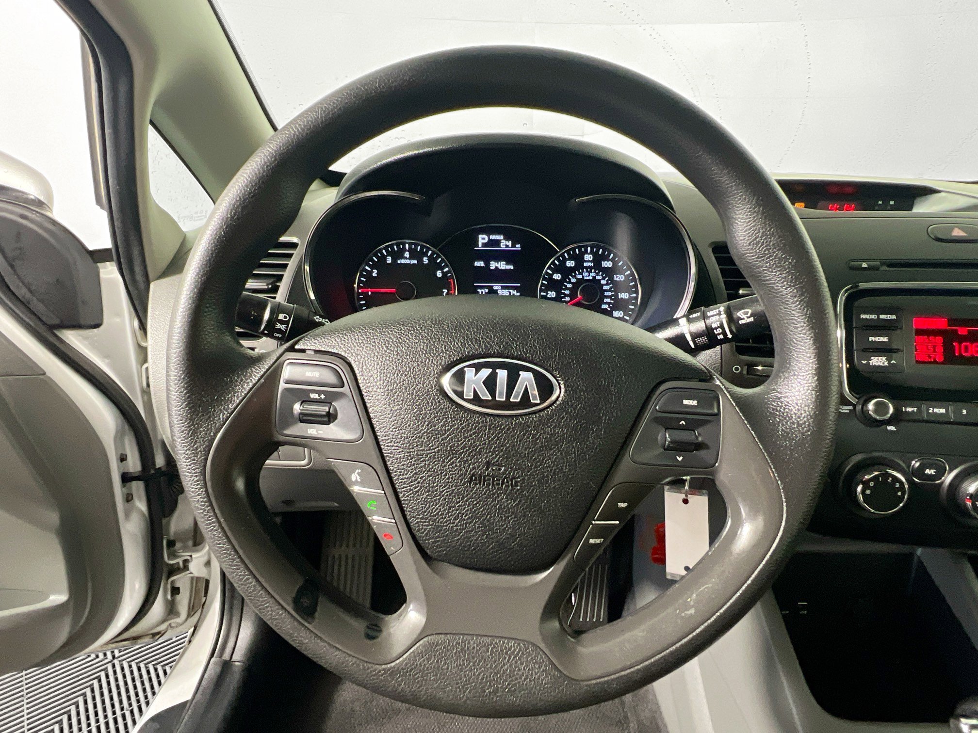 Used 2017 Kia Forte LX FWD image 16