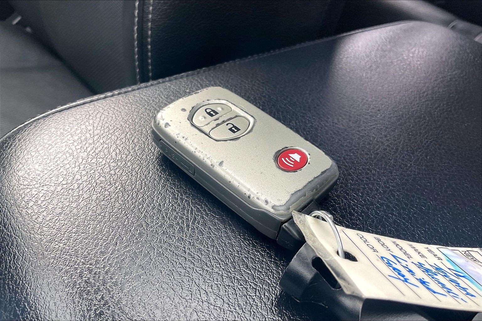 Used 2018 Toyota 4Runner Limited AWD/4WD image 14