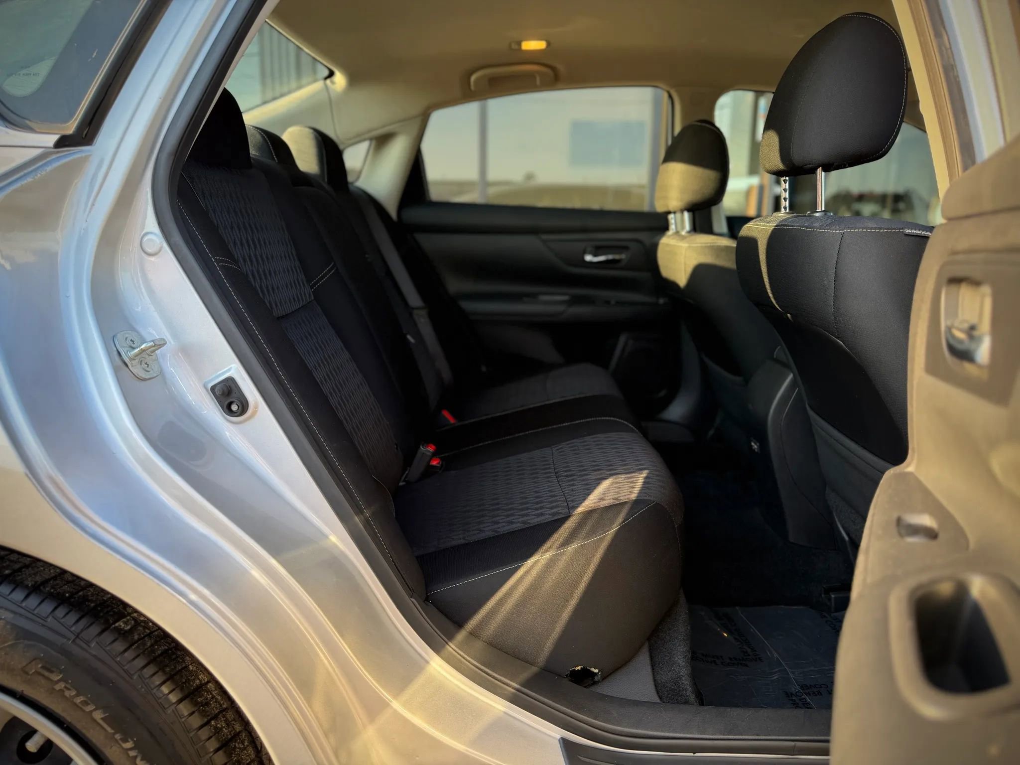 Used 2018 Nissan Altima 2.5 S w/ S Convenience Package image 15