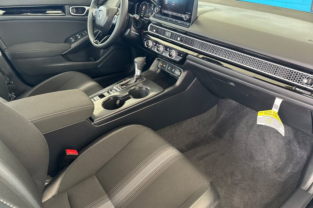 Certified 2025 Honda Civic Sport image 14