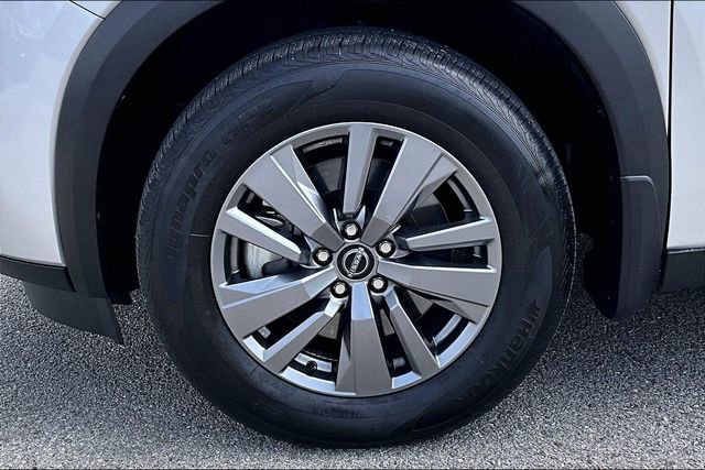 Certified 2025 Nissan Pathfinder S image 30