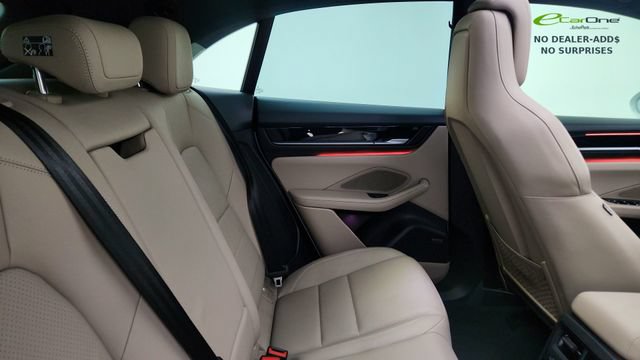 Used 2025 Porsche Macan Electric RWD image 25
