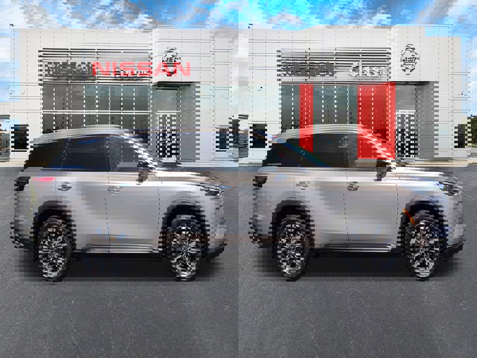 Used 2023 INFINITI QX60 Luxe w/ Cargo Package image 2