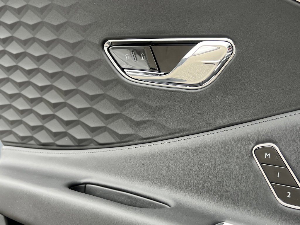 Used 2025 Bentley Flying Spur Speed image 53