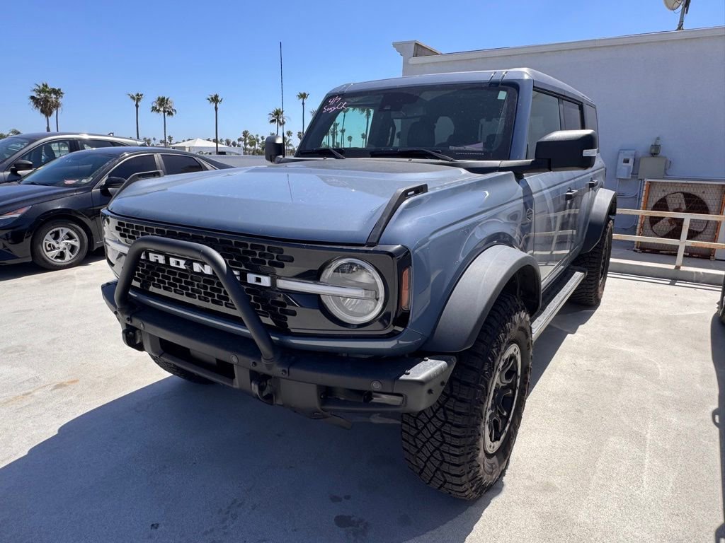 Used 2024 Ford Bronco Wildtrak image 3