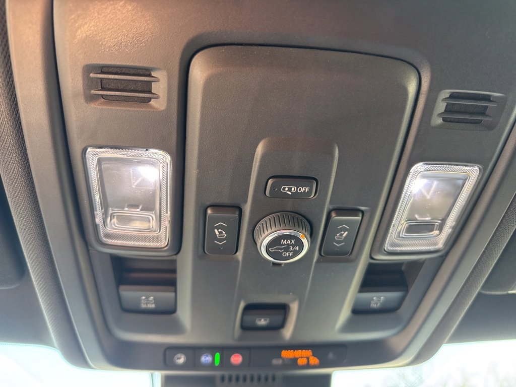 Used 2025 Chevrolet Tahoe RST w/ Comfort Package image 13