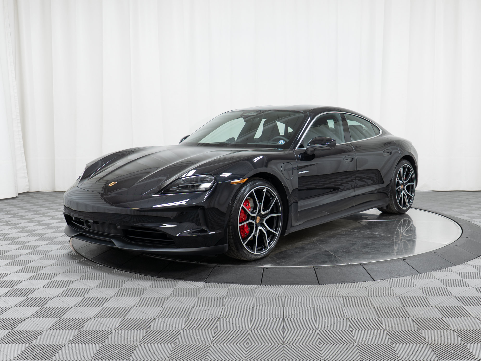 New 2026 Porsche Taycan 4S AWD/4WD image 1