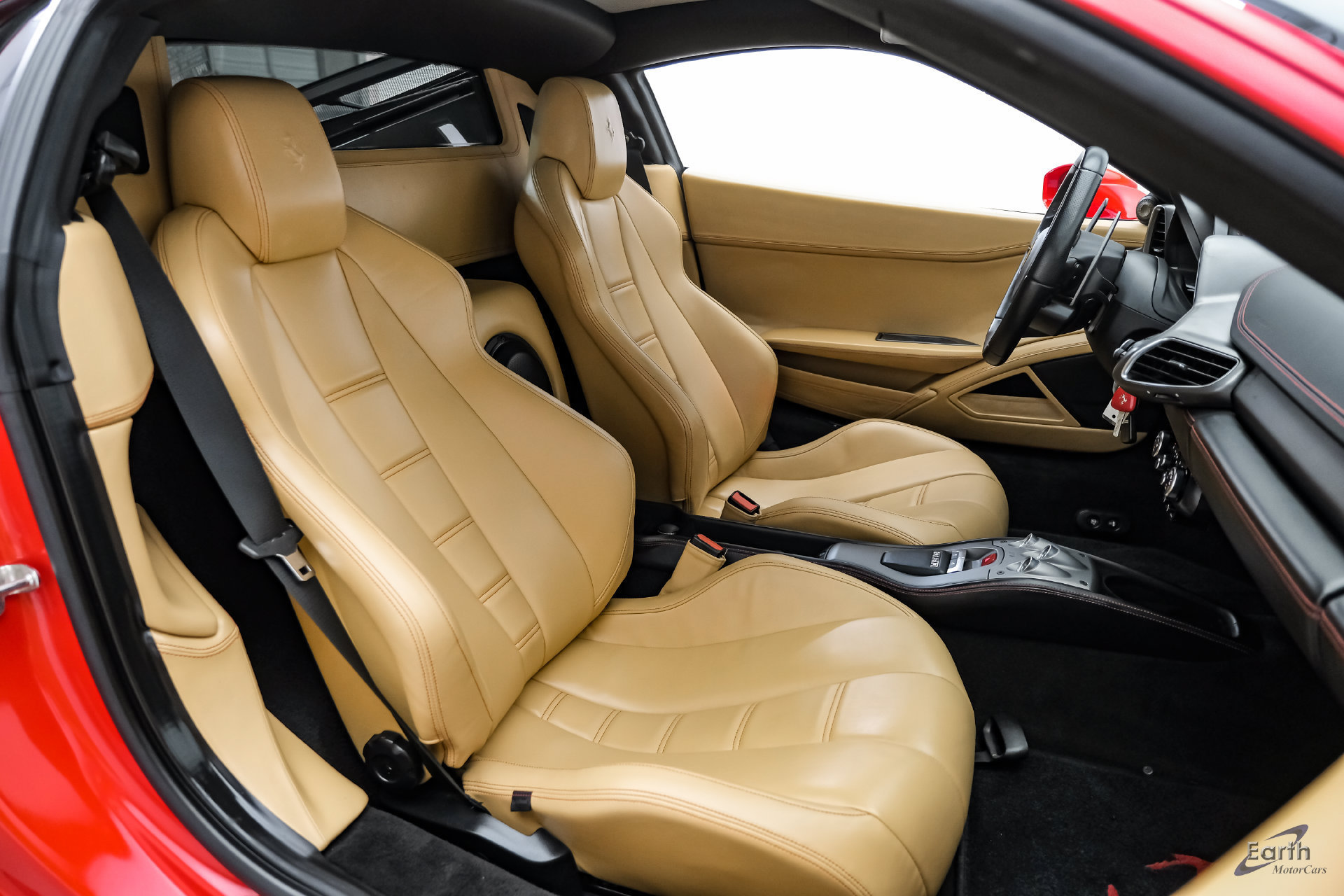 Used 2014 Ferrari 458 Italia Coupe RWD image 61