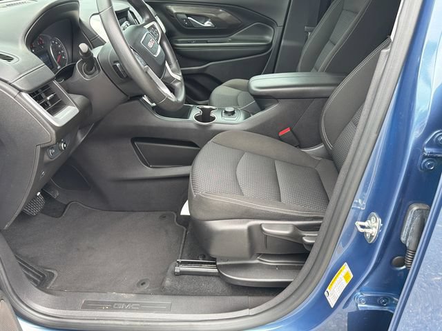 Used 2024 GMC Terrain SLE AWD/4WD image 9