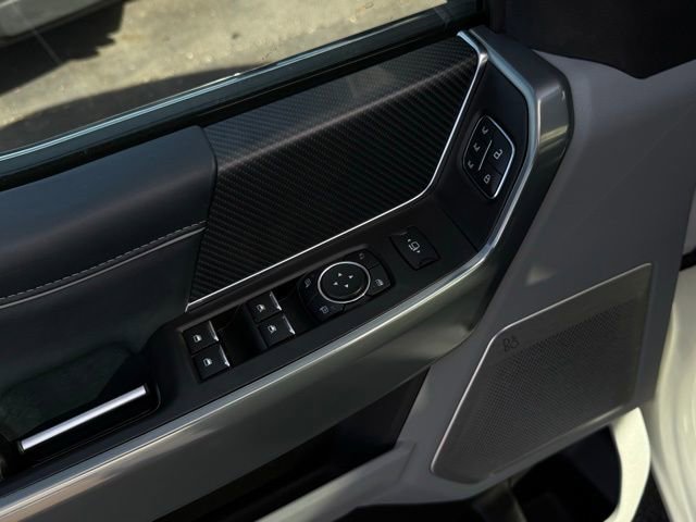 Used 2024 Ford F250 Limited image 15