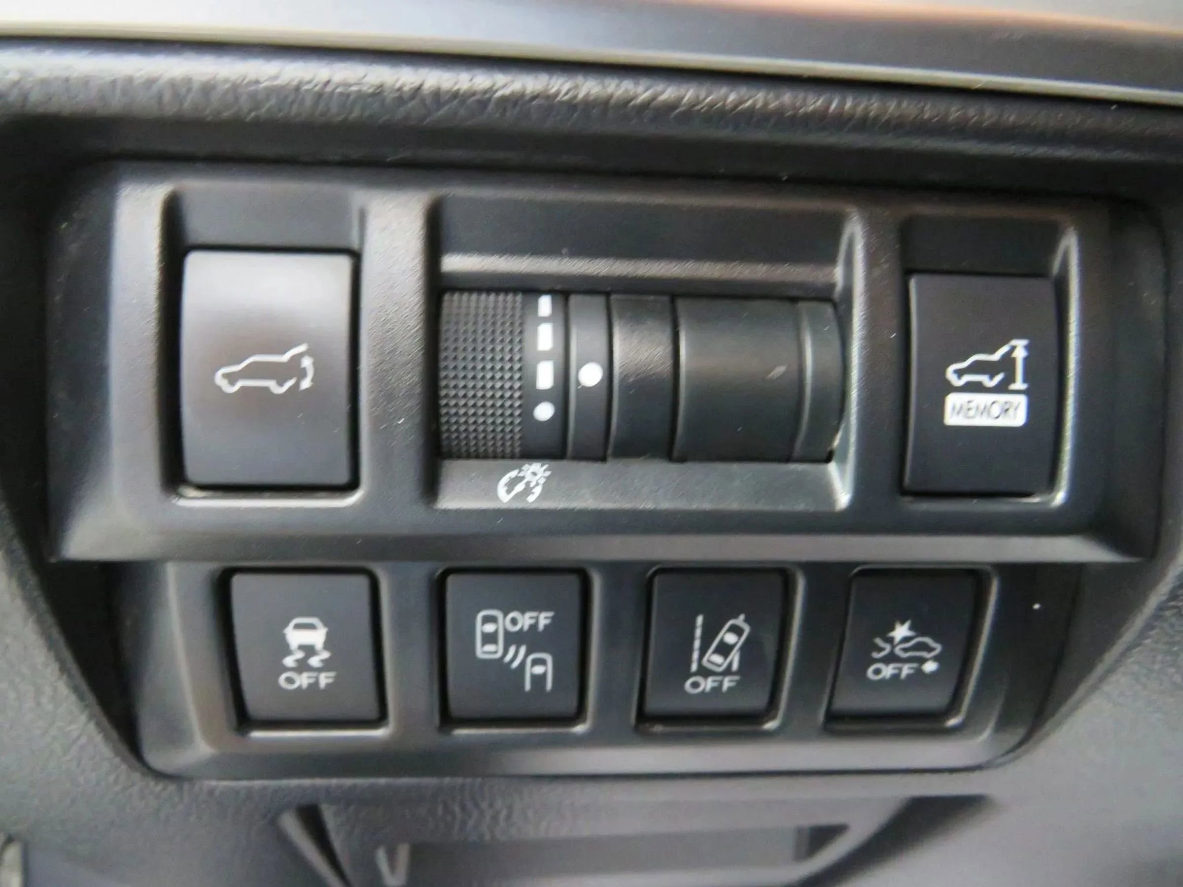 Used 2019 Subaru Outback 2.5i Limited image 16