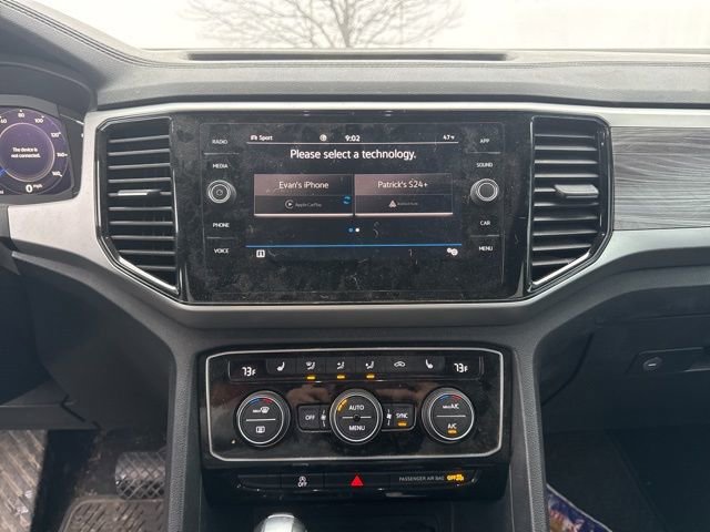 Used 2022 Volkswagen Atlas Cross Sport SE image 14