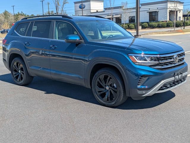 Certified 2022 Volkswagen Atlas SE AWD/4WD image 2