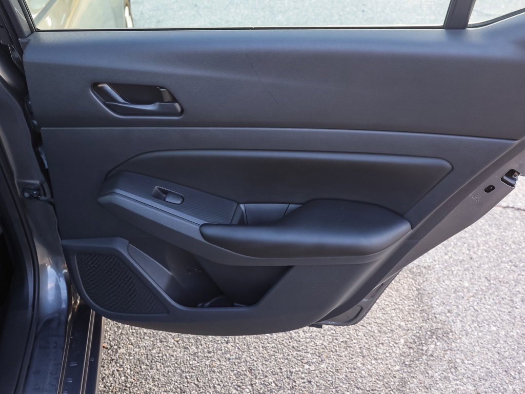 Used 2025 Nissan Altima 2.5 S image 18