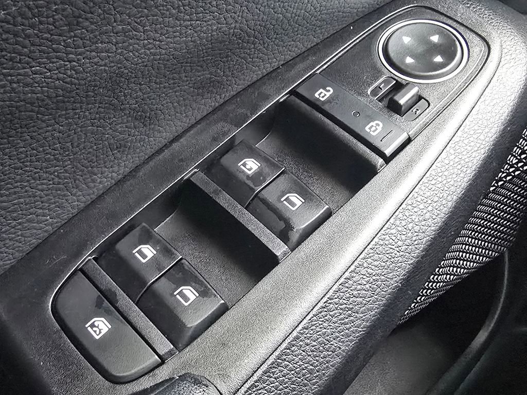 Used 2023 Kia Seltos S w/ Navigation Package image 22