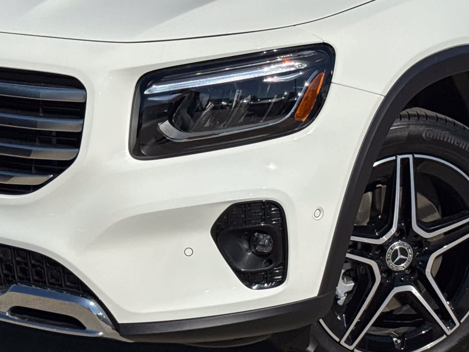 New 2026 Mercedes-Benz GLB 250 4MATIC image 3