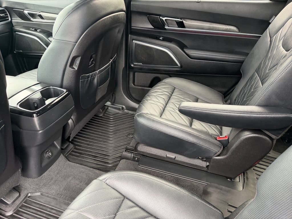 Used 2024 Kia Telluride SX X-Line AWD/4WD image 17