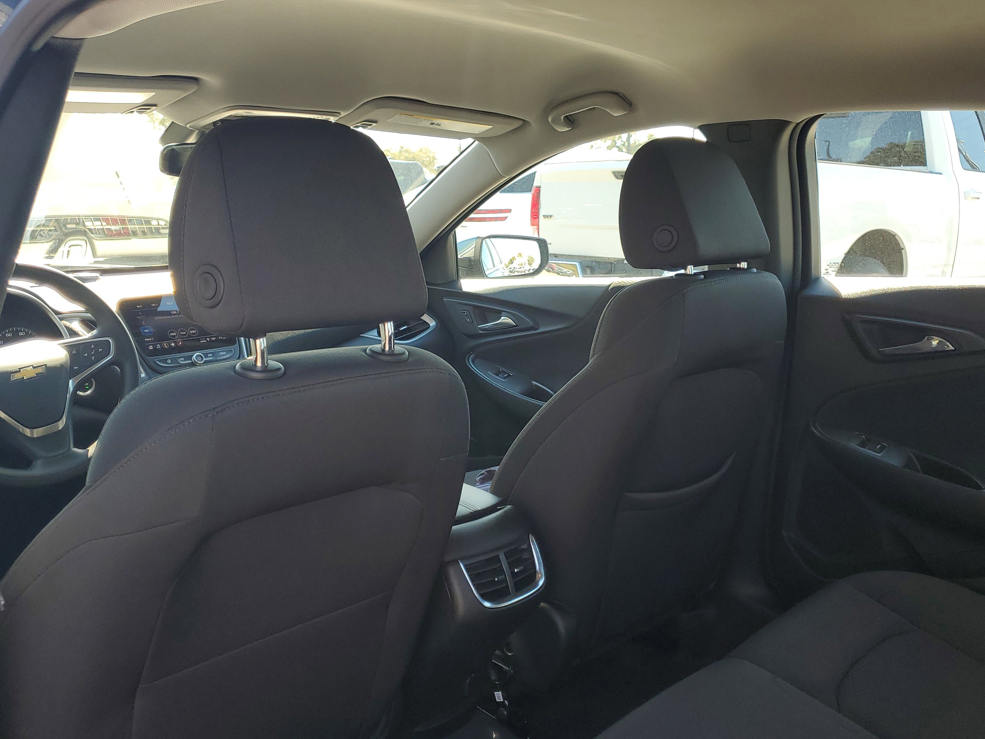 Used 2024 Chevrolet Malibu LT image 13