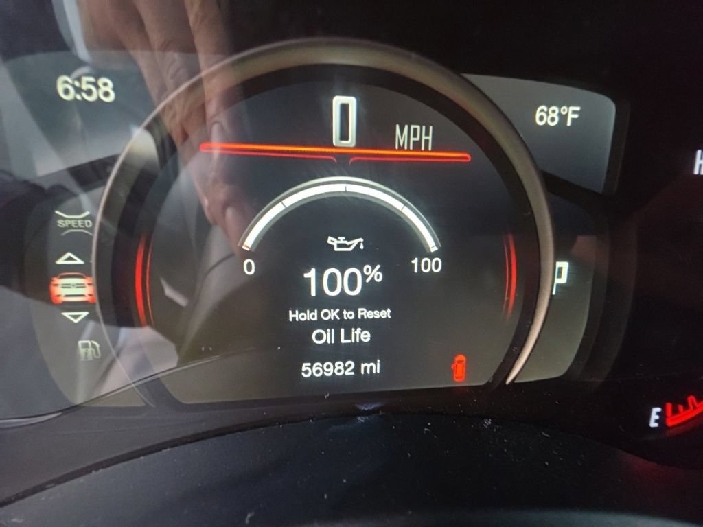 Used 2025 Dodge Durango GT AWD/4WD image 15