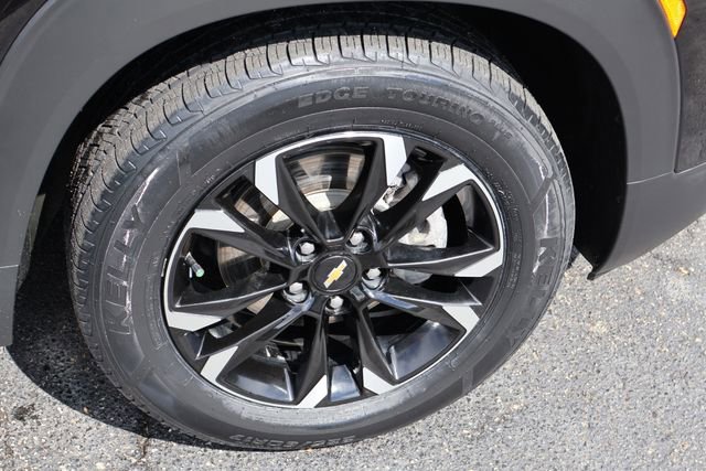 Used 2022 Chevrolet TrailBlazer LT FWD image 25